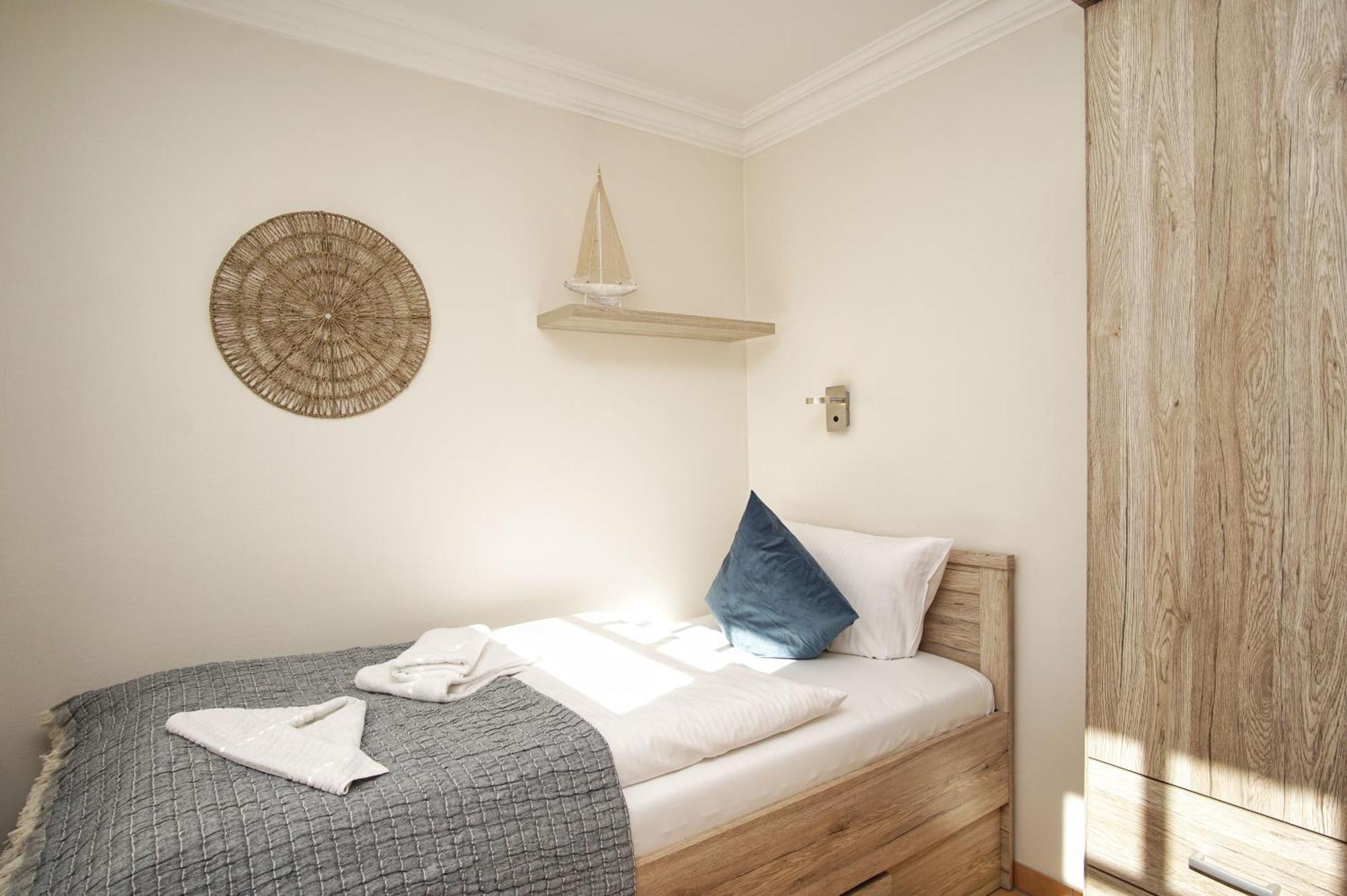 Ferienwohnung Mit Traumhaftem Meerblick - Haus Am Meer Fewo 01 Lohme Buitenkant foto