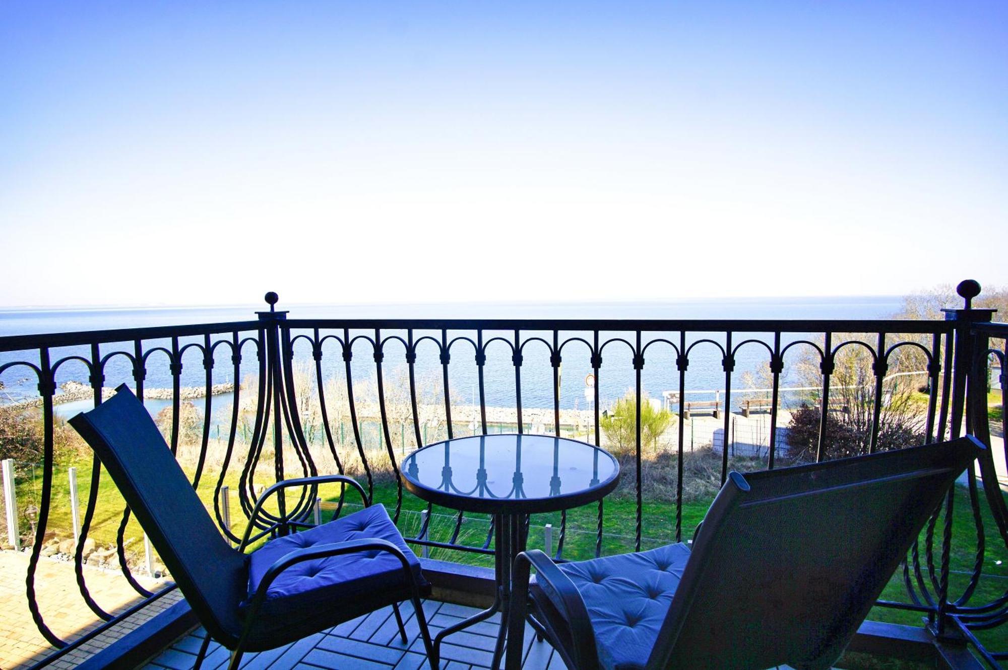 Ferienwohnung Mit Traumhaftem Meerblick - Haus Am Meer Fewo 01 Lohme Buitenkant foto