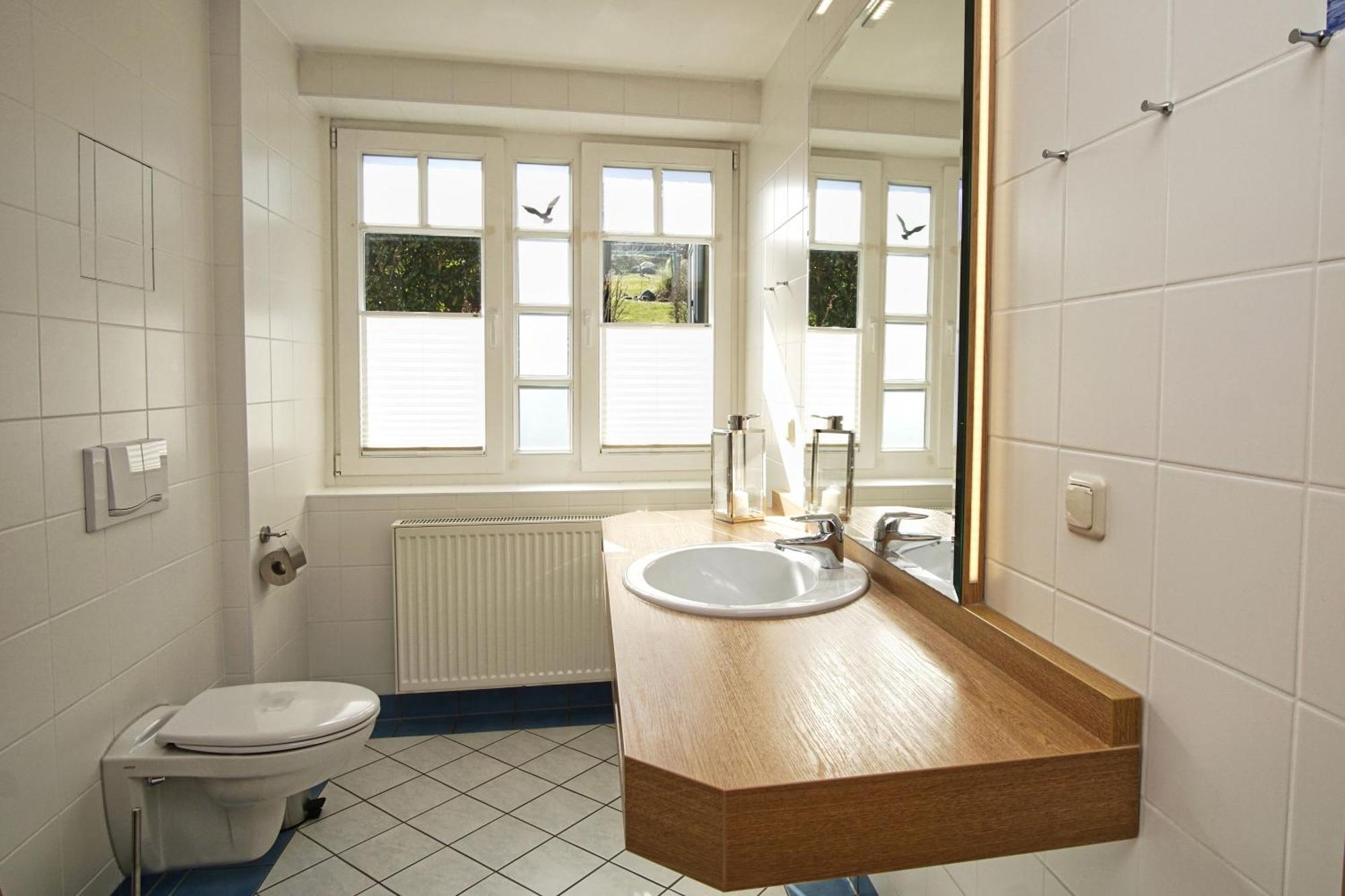 Ferienwohnung Mit Traumhaftem Meerblick - Haus Am Meer Fewo 01 Lohme Buitenkant foto